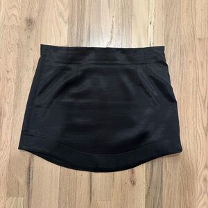 Déluc Black Satin Midi Skirt